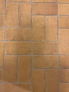 Terracotta gulv — flisedetalje